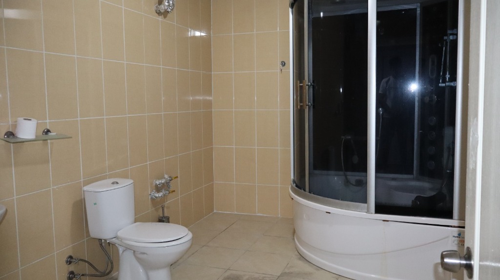 Suit Oda - Modern Banyo & Duşakabin